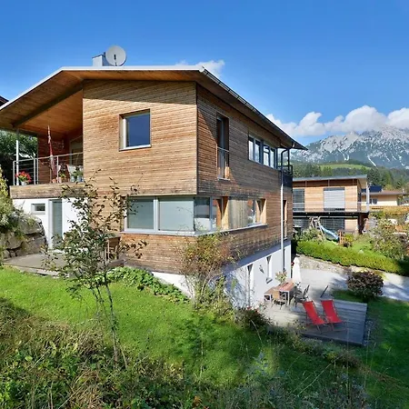 Bichler Katrin, سول